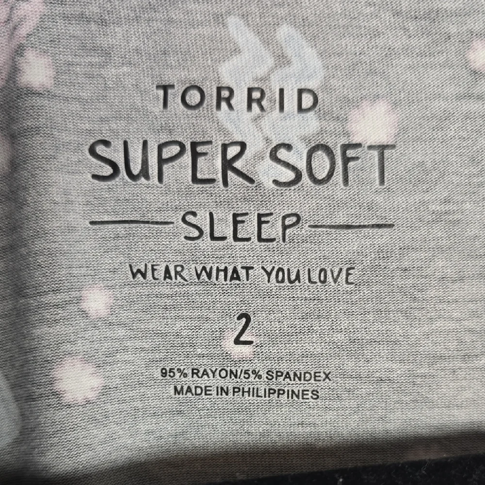 195 Torrid 2 2X Black Zodiac Print Pajama Super Soft Top